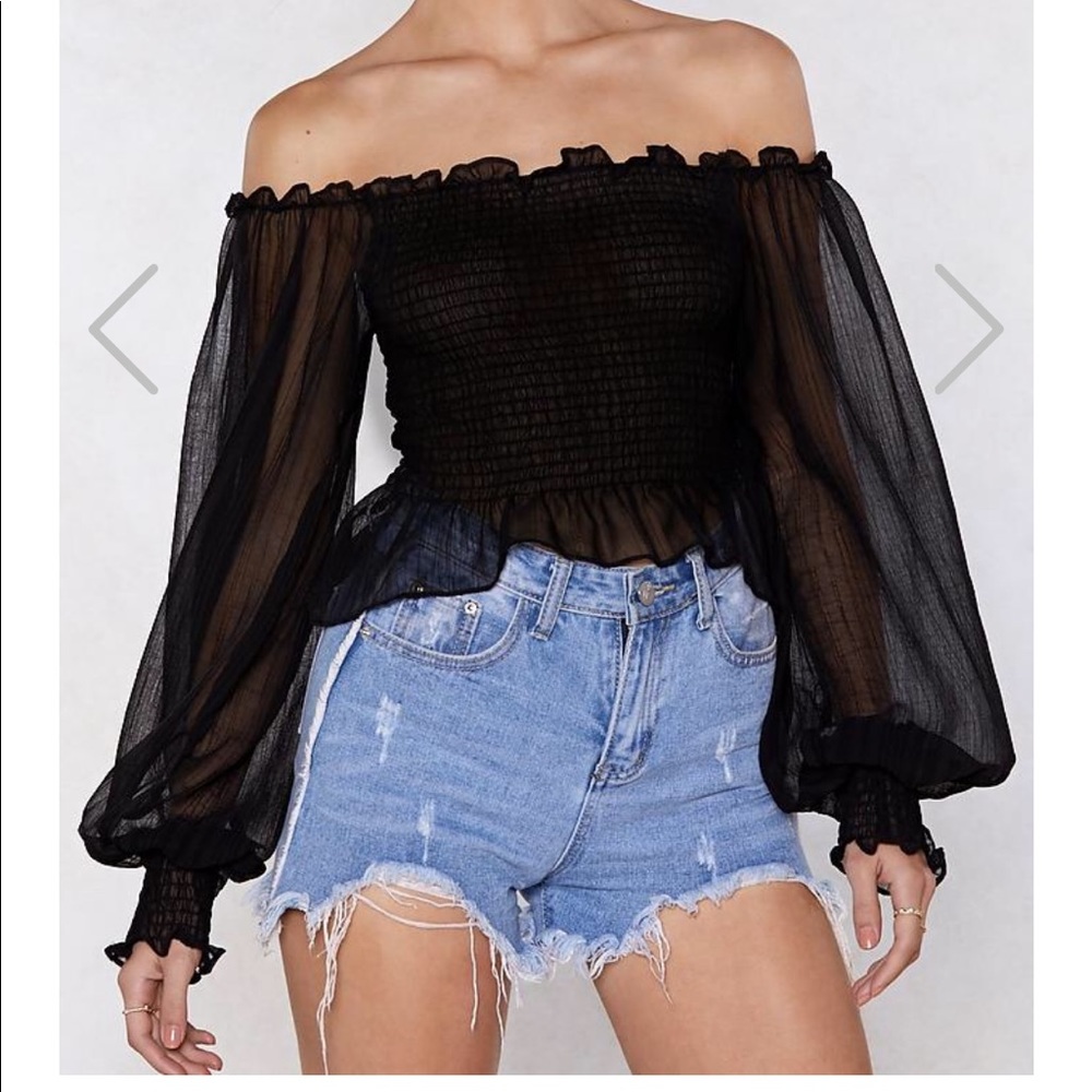 NASTYGAL SLEEVE IT BE OFF THE SHOULDER TOP SZ US 4